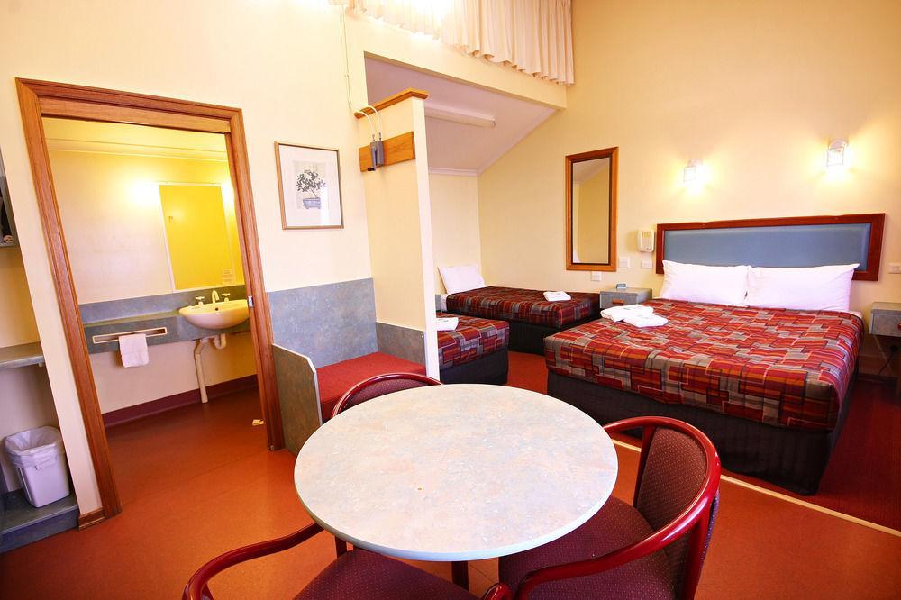 Downs Motel Toowoomba Eksteriør billede