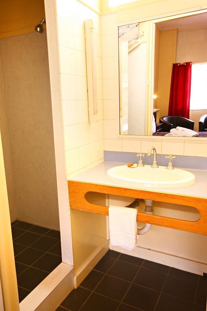 Downs Motel Toowoomba Eksteriør billede