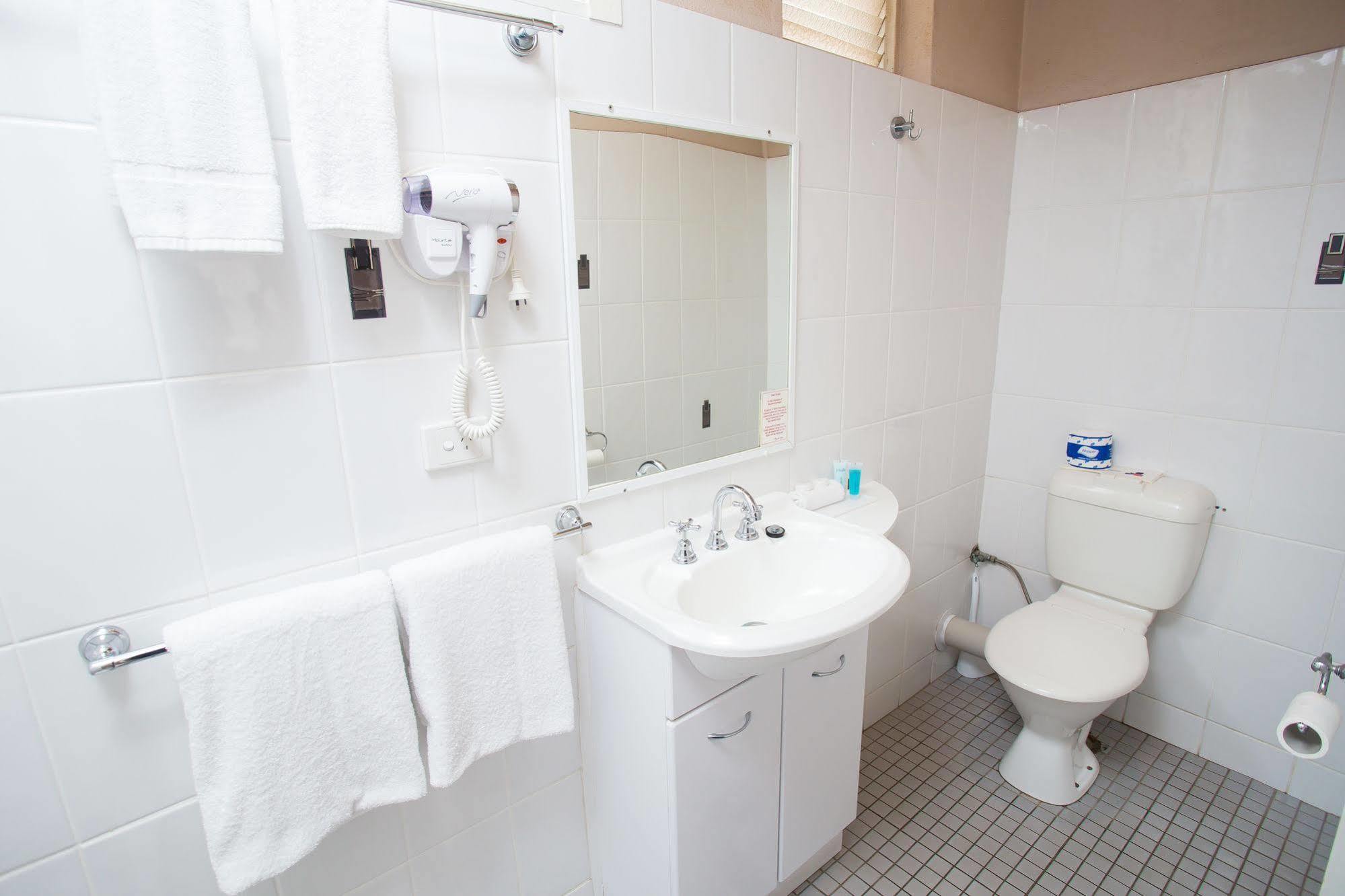 Downs Motel Toowoomba Eksteriør billede