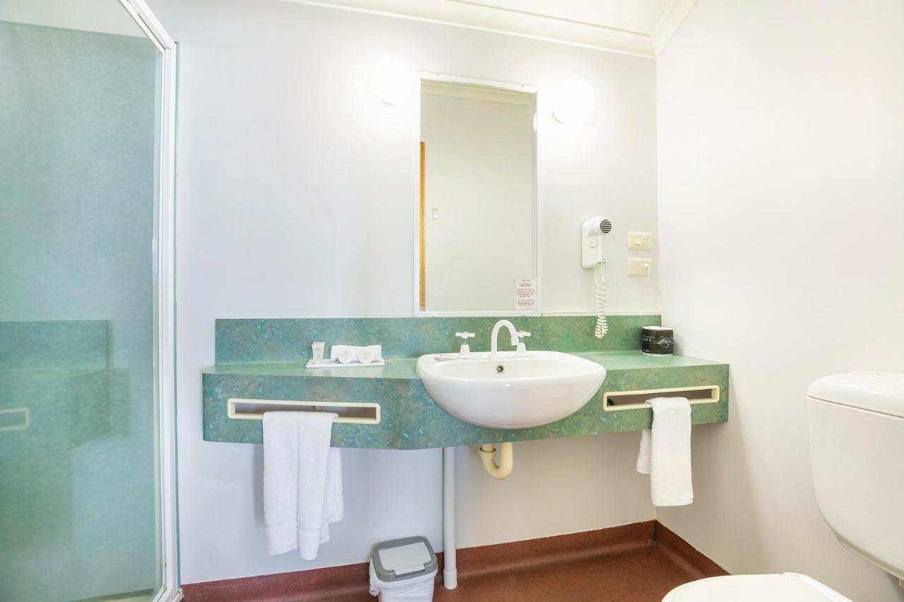 Downs Motel Toowoomba Eksteriør billede